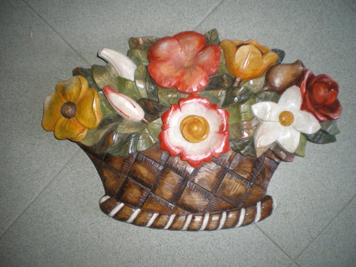 Serie di festoni dipinti Legno dipinto Serie di festoni dipinti Legno dipinto