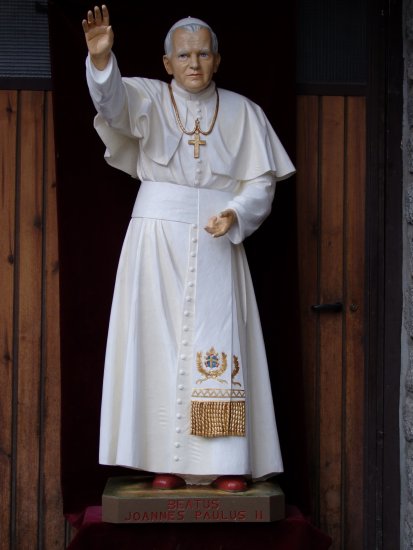 Giovanni Paolo II legno di Pino Cembro dipinto Giovanni Paolo II legno di Pino Cembro dipinto